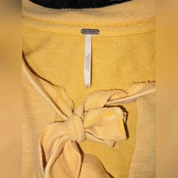 Free People Sweet Jane Yellow Sweatshirt Tie Neck Sweater Ruffle Hem Women's S - Picture 5 of 9